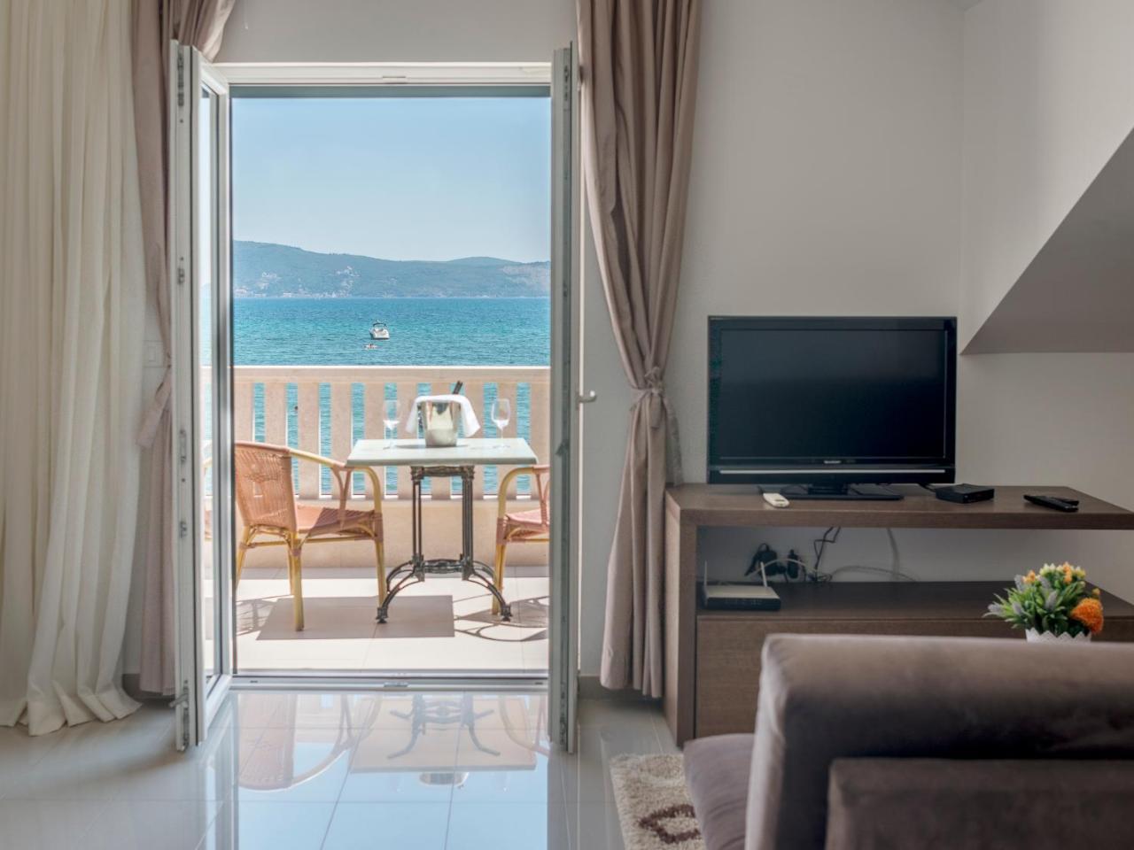 Grifone Coastline Daire Herceg Novi Dış mekan fotoğraf
